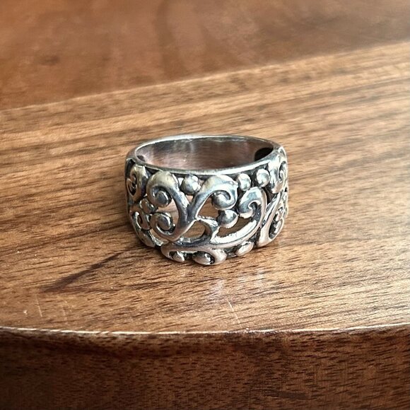 STERLING SILVER 925 Vintage Swirl Ring Size 8.5 - Picture 1 of 6